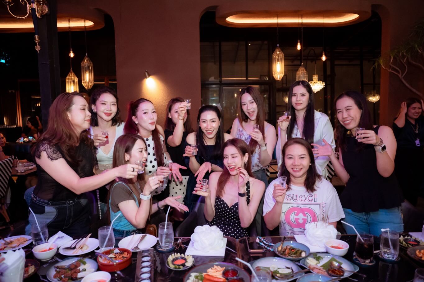 เอ๋ - พรทิพย์ สกิดใจ