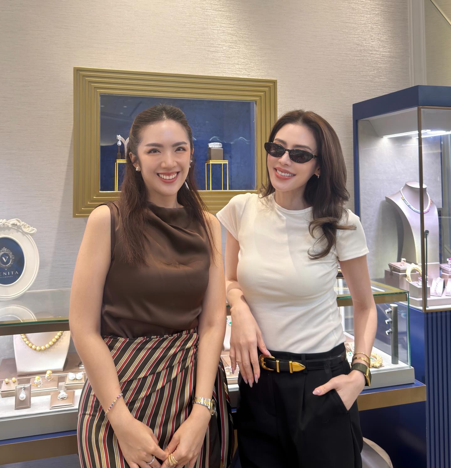เอ๋ - พรทิพย์ สกิดใจ