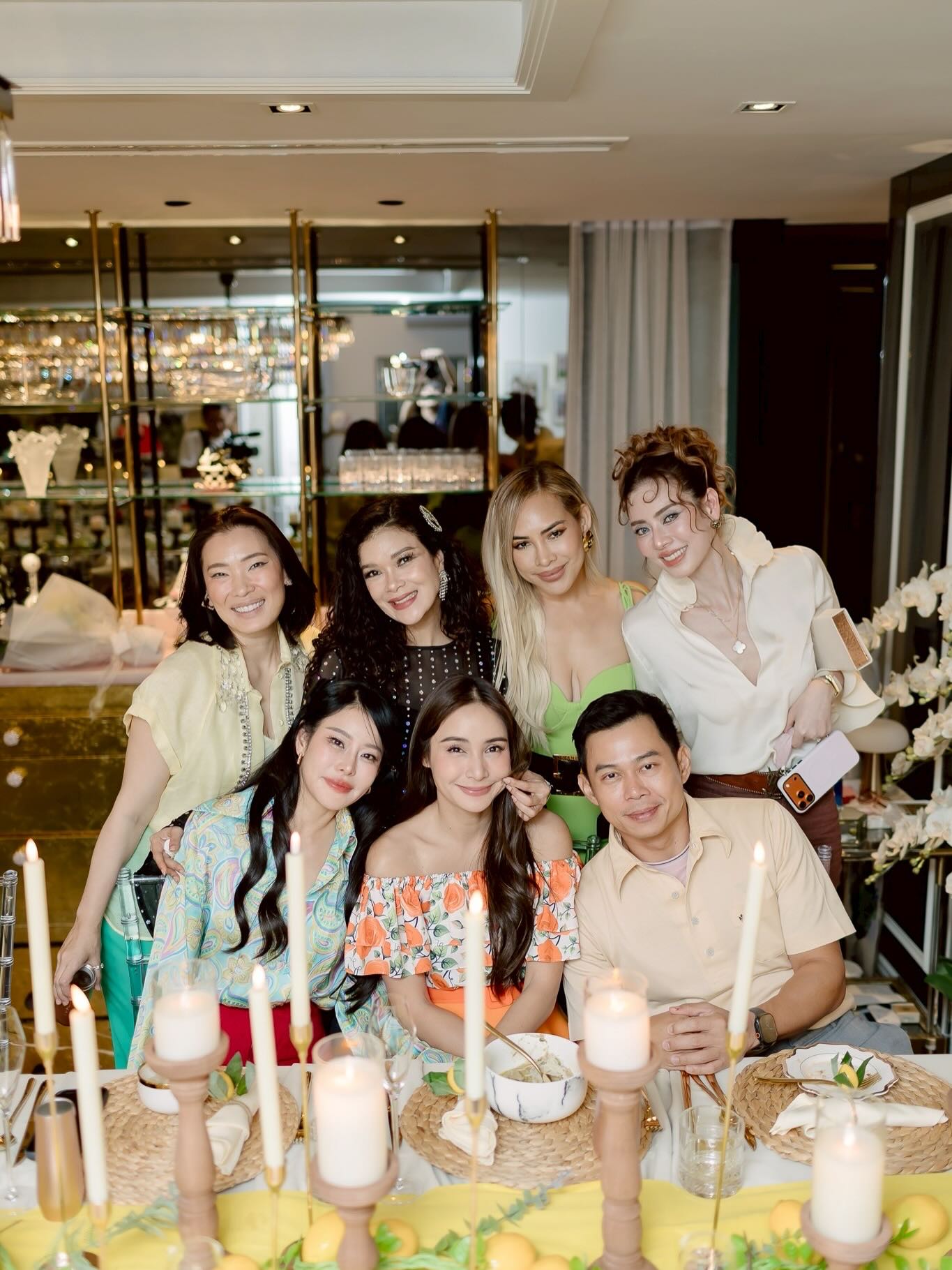 เอ๋ - พรทิพย์ สกิดใจ