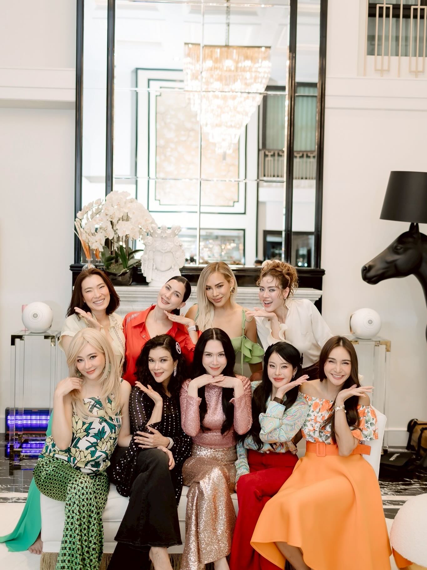 เอ๋ - พรทิพย์ สกิดใจ