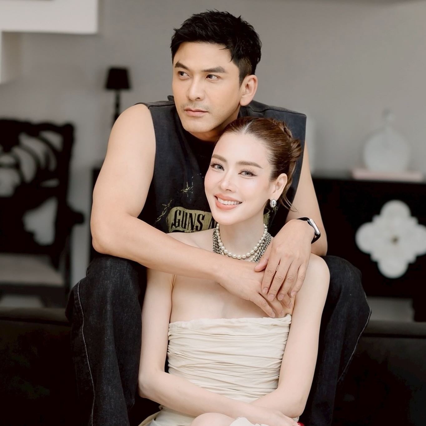 เอ๋ - พรทิพย์ สกิดใจ