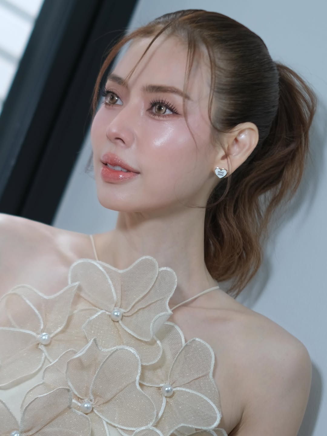 เอ๋ - พรทิพย์ สกิดใจ