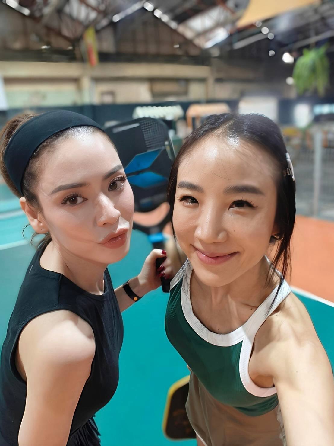 เอ๋ - พรทิพย์ สกิดใจ
