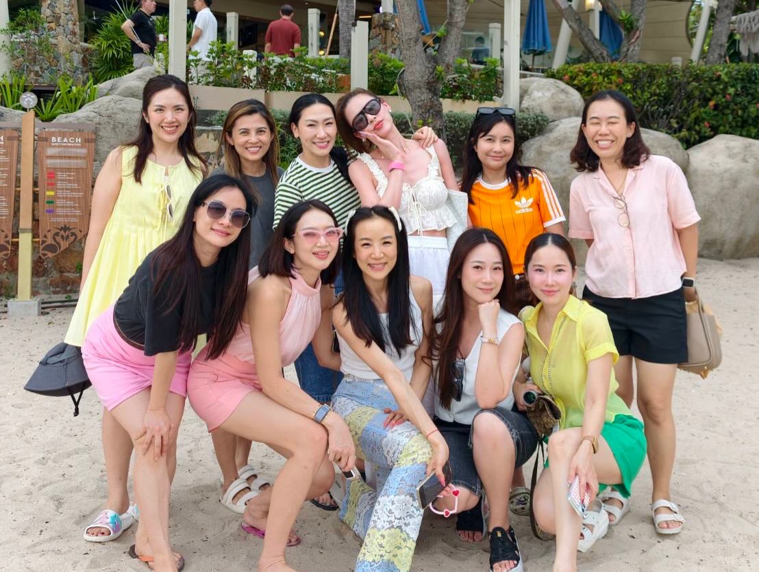 เอ๋ - พรทิพย์ สกิดใจ