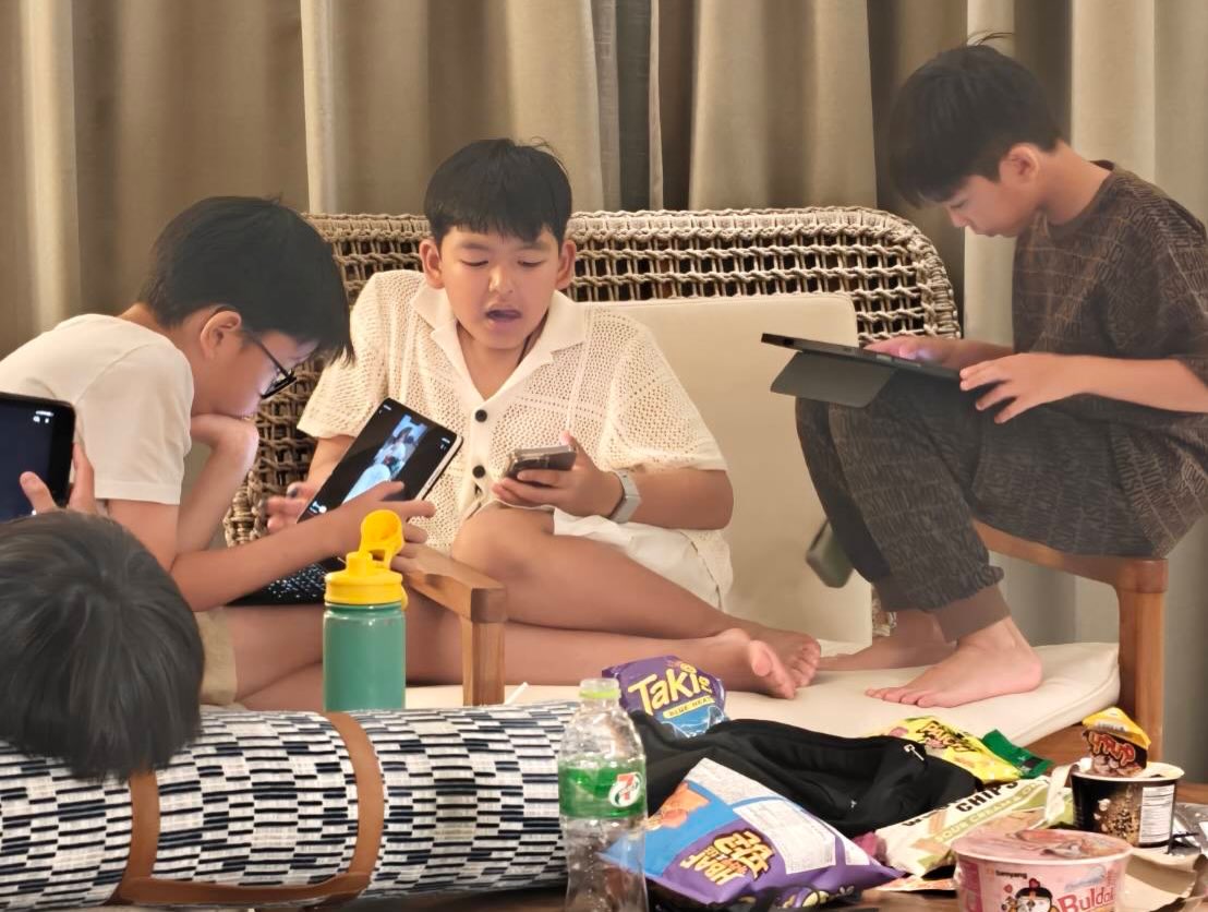 เอ๋ - พรทิพย์ สกิดใจ