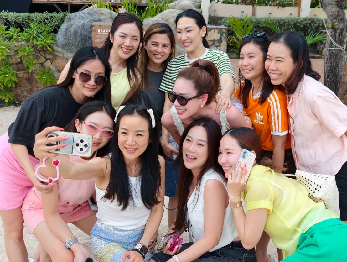 เอ๋ - พรทิพย์ สกิดใจ