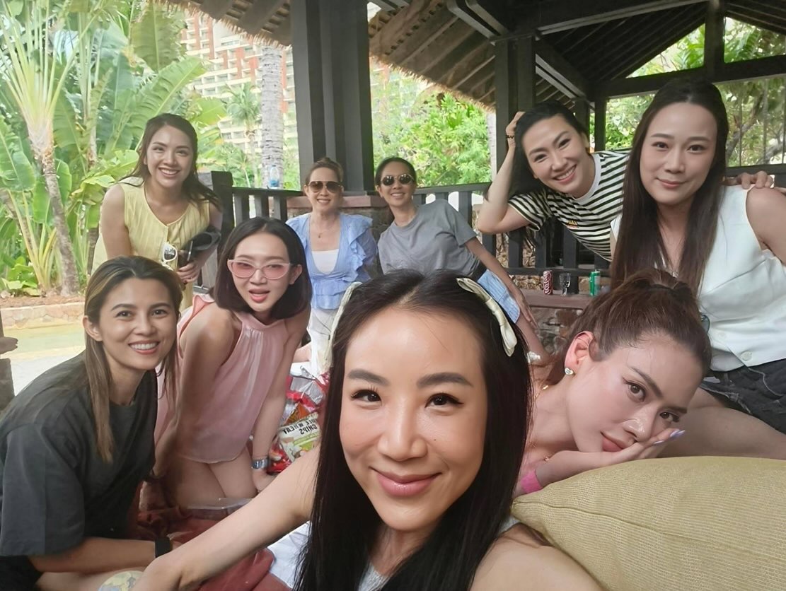 เอ๋ - พรทิพย์ สกิดใจ