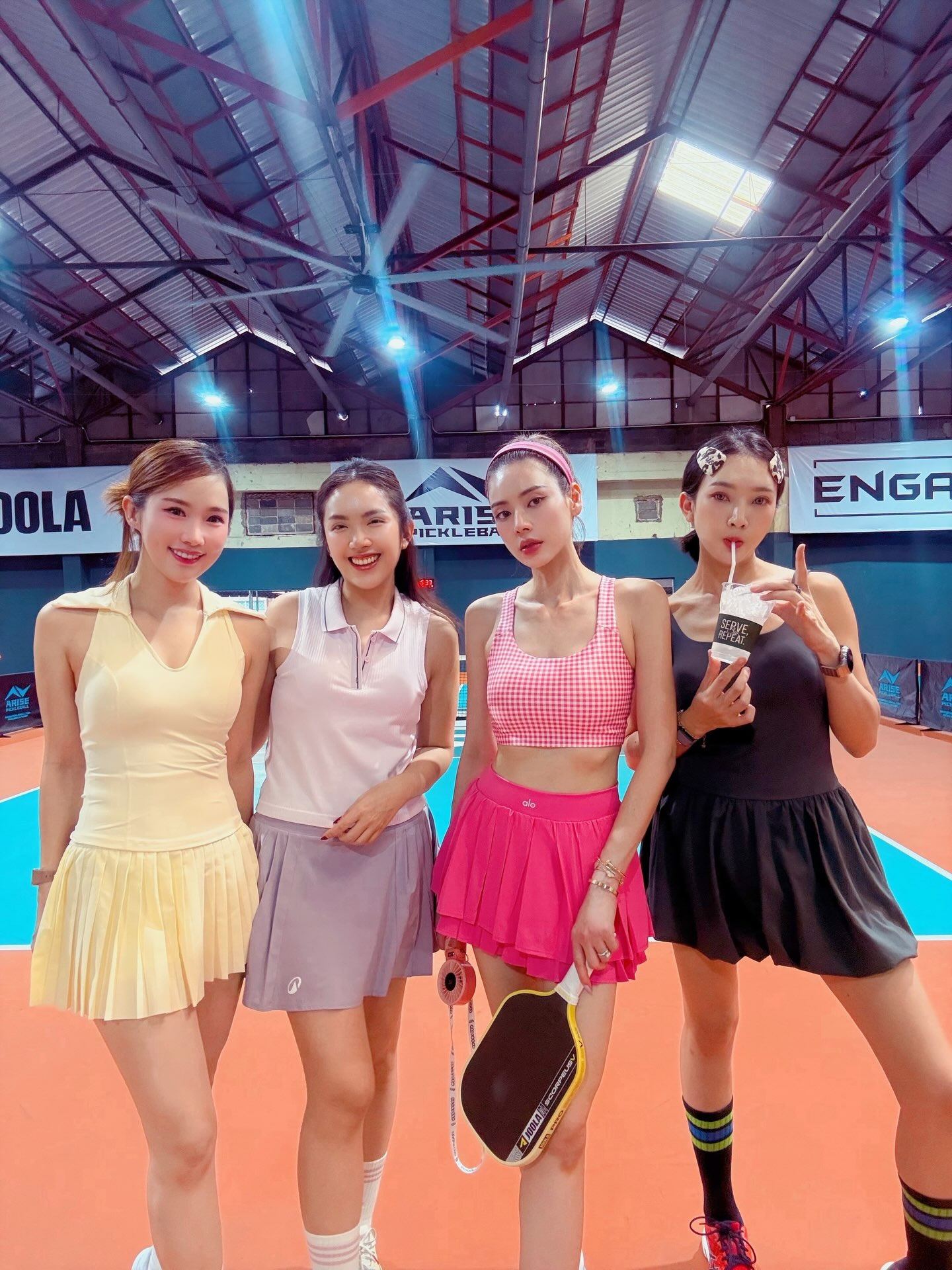 เอ๋ - พรทิพย์ สกิดใจ