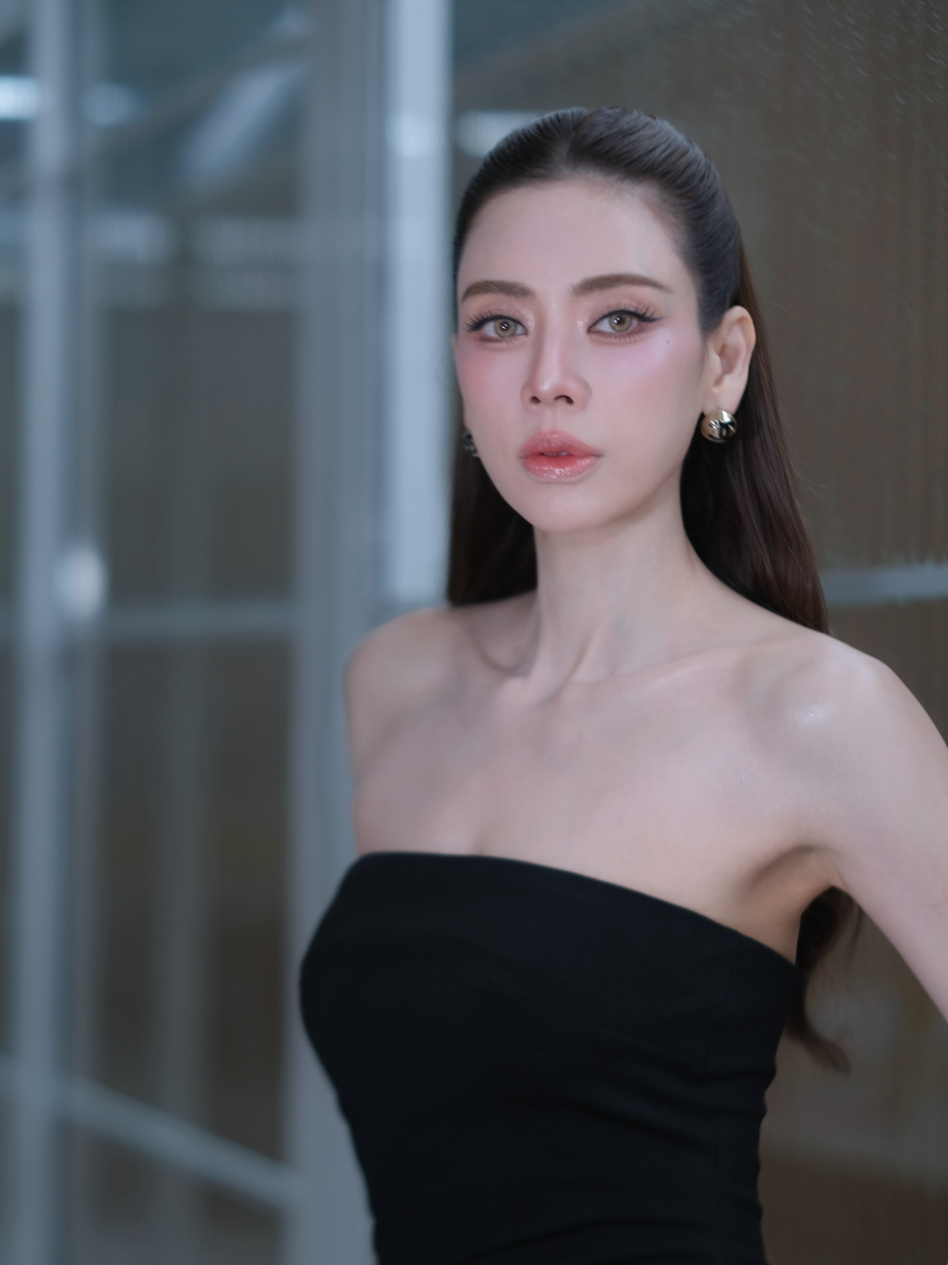 เอ๋ - พรทิพย์ สกิดใจ