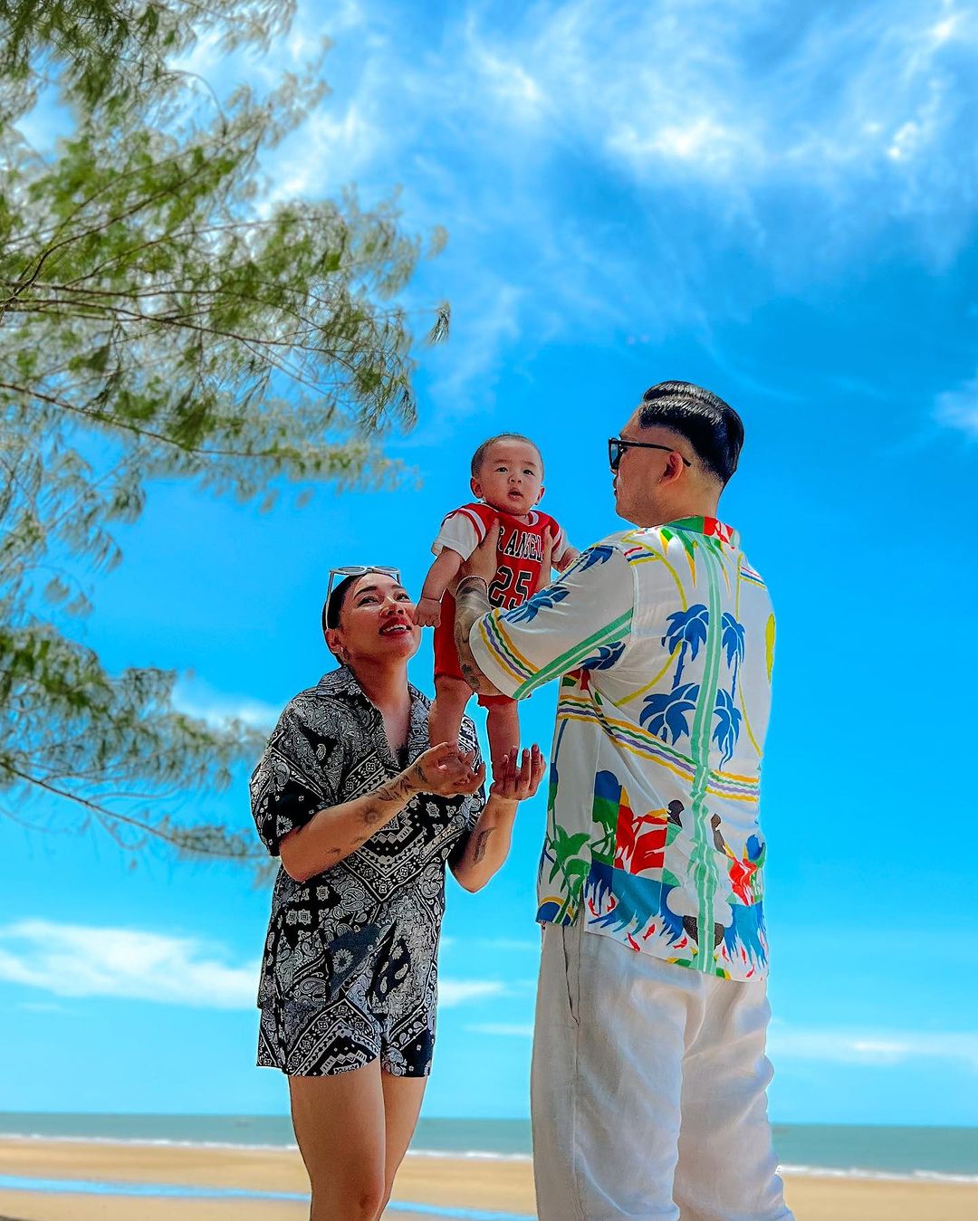 ดา - ธนิดา ธรรมวิมล