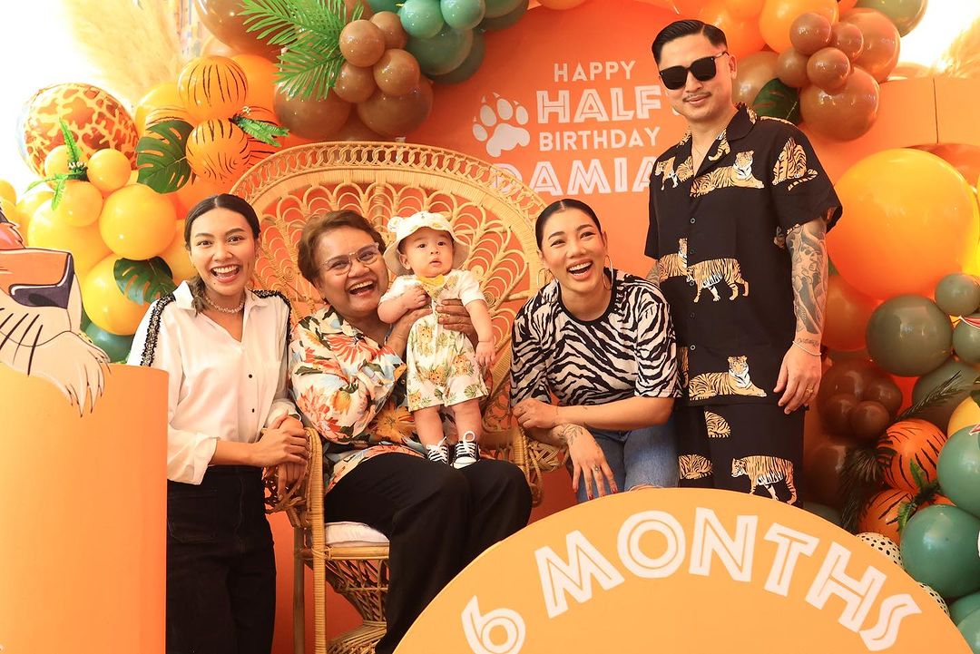 ดา - ธนิดา ธรรมวิมล