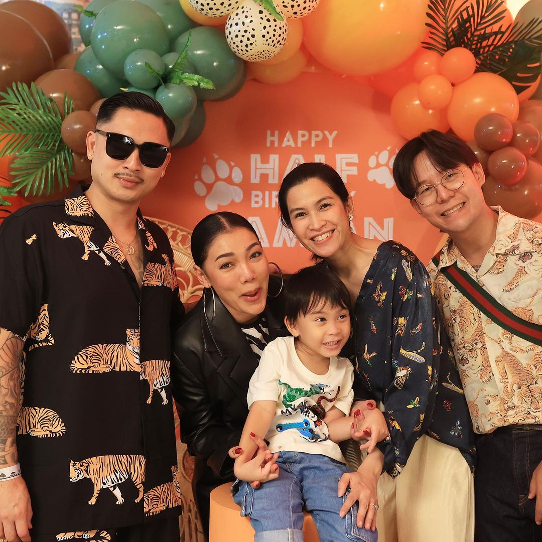 ดา - ธนิดา ธรรมวิมล