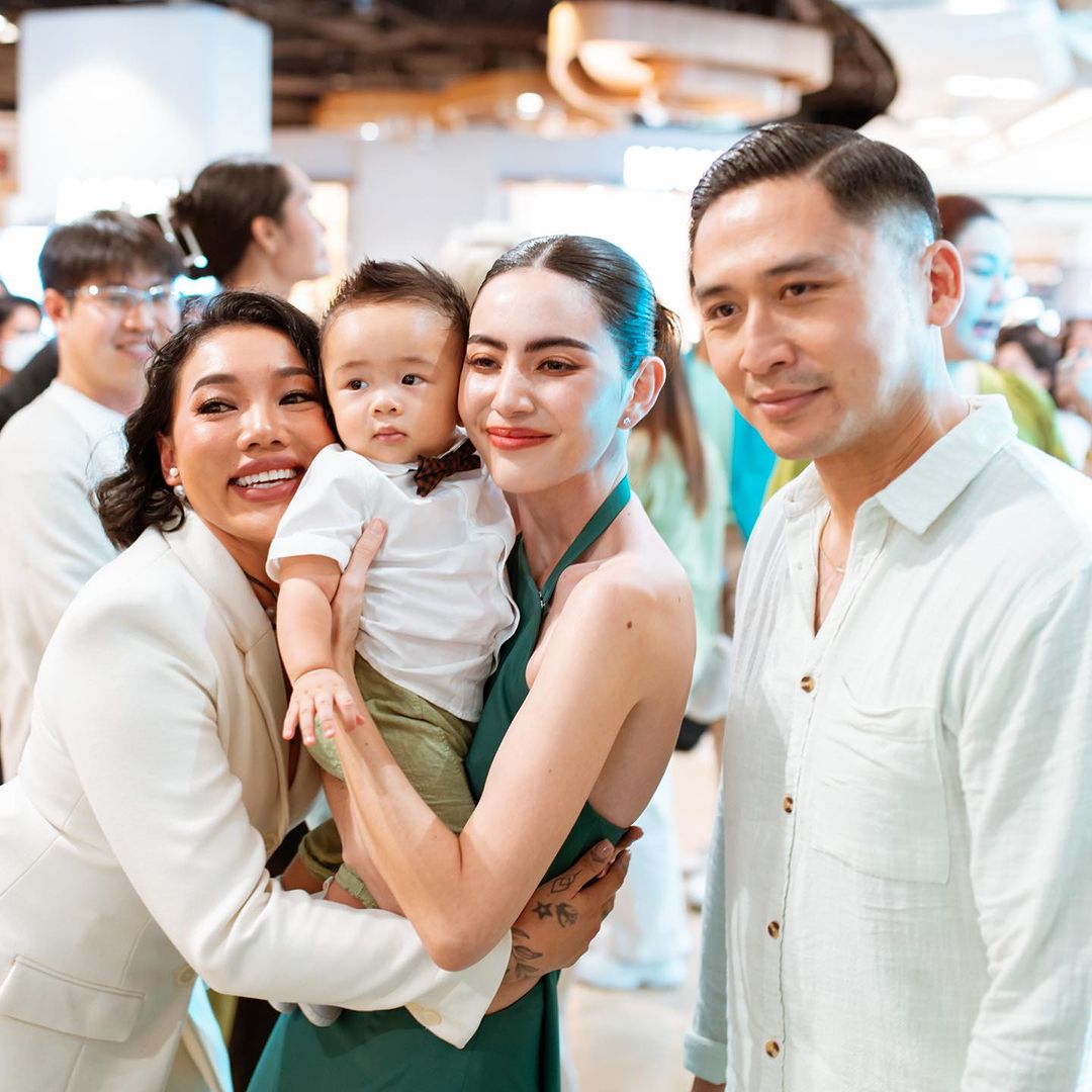 ดา - ธนิดา ธรรมวิมล
