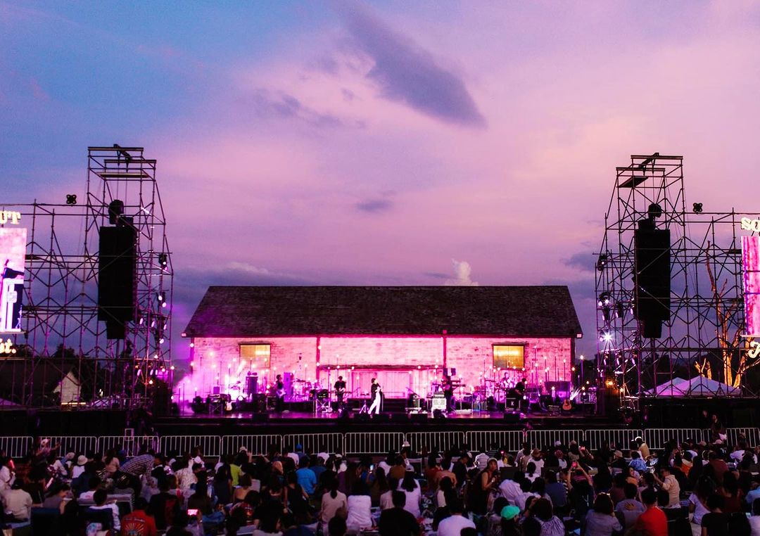 ดา - ธนิดา ธรรมวิมล