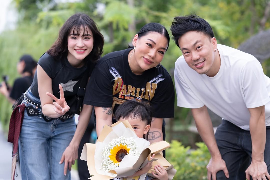 ดา - ธนิดา ธรรมวิมล