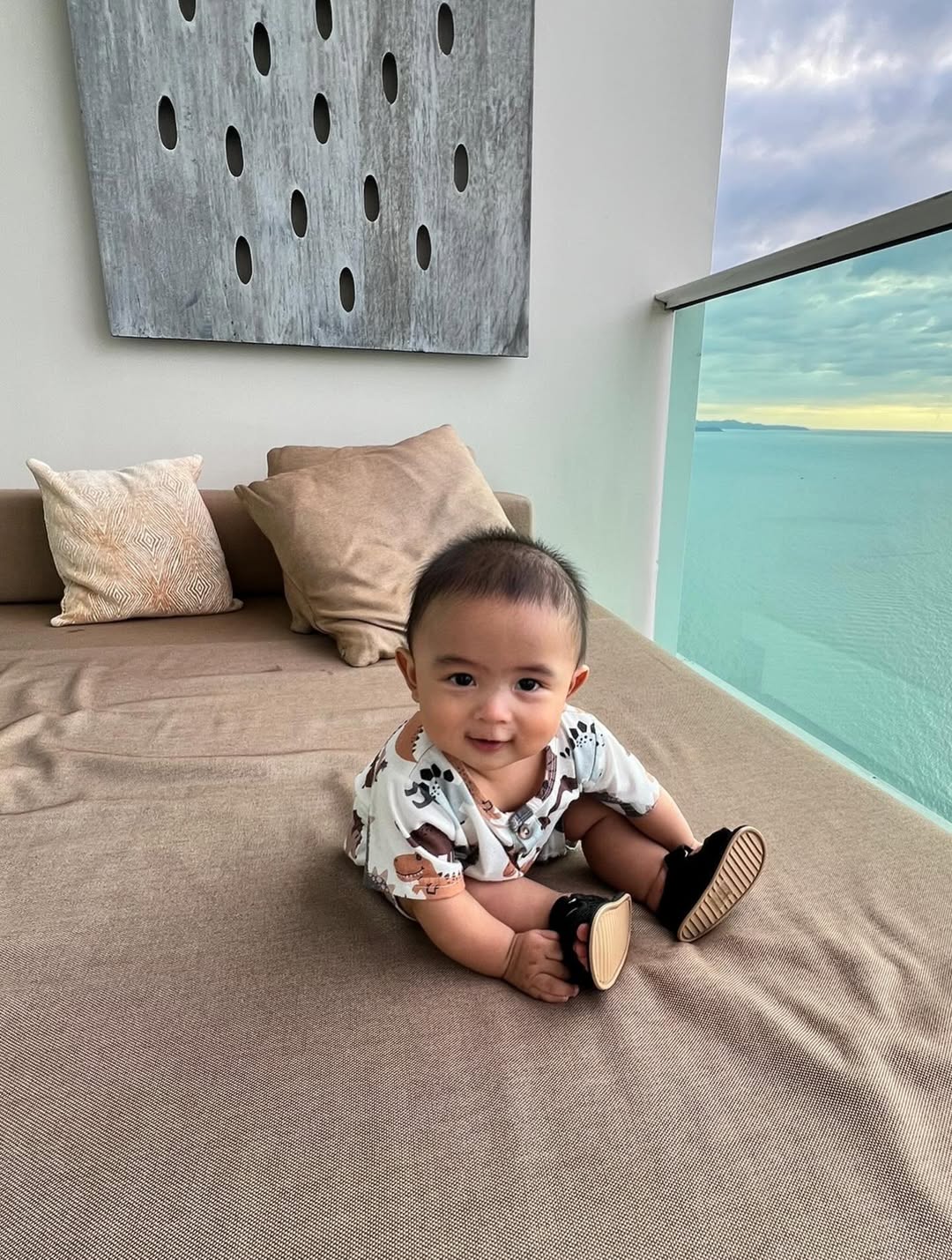 ดา - ธนิดา ธรรมวิมล