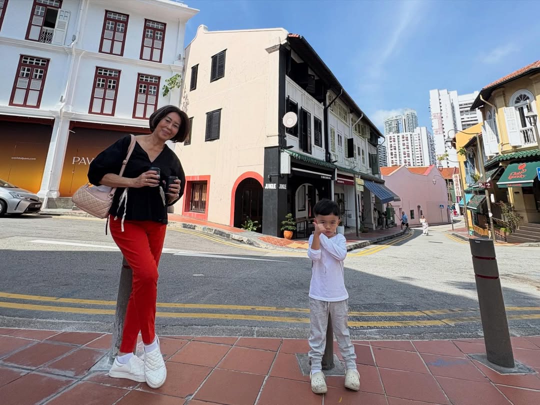 ดา - ธนิดา ธรรมวิมล