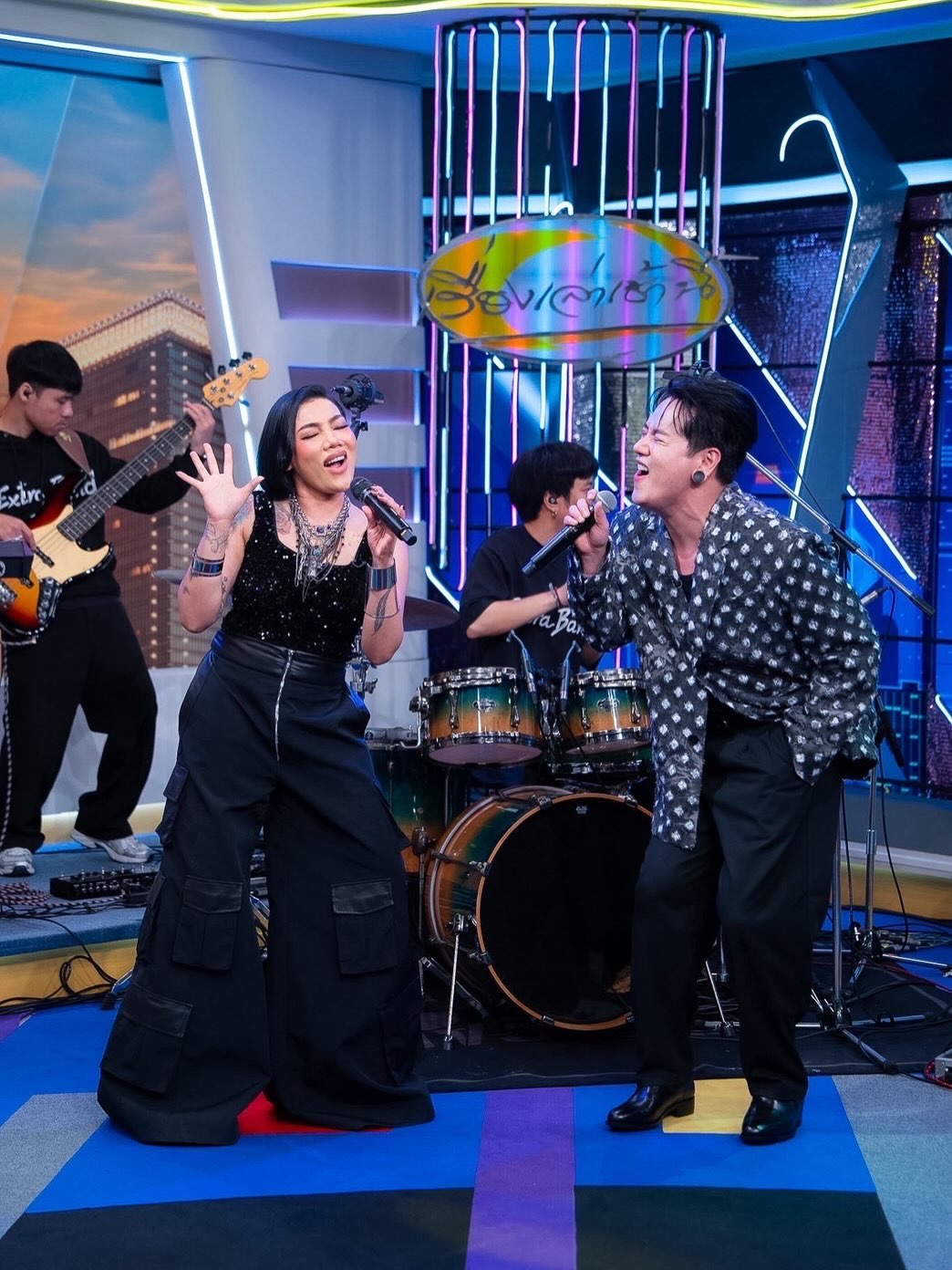 ดา - ธนิดา ธรรมวิมล