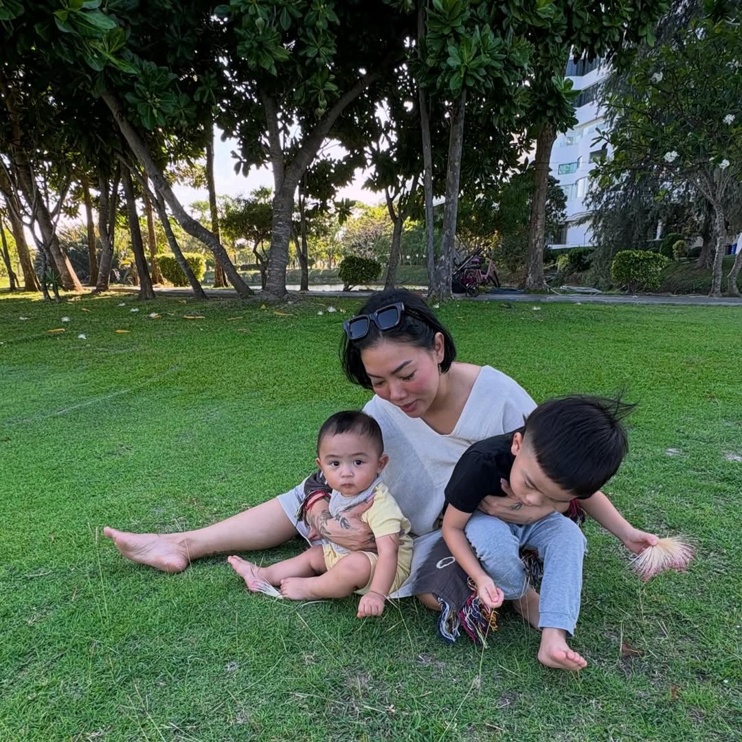 ดา - ธนิดา ธรรมวิมล