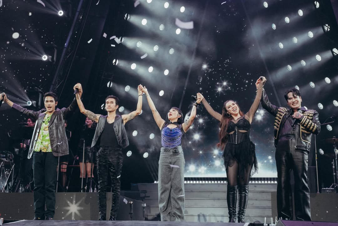ดา - ธนิดา ธรรมวิมล