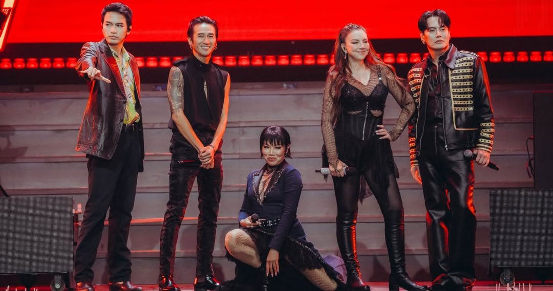 ดา - ธนิดา ธรรมวิมล