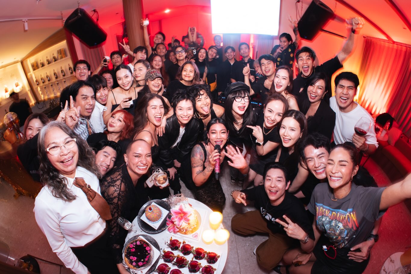 ดา - ธนิดา ธรรมวิมล