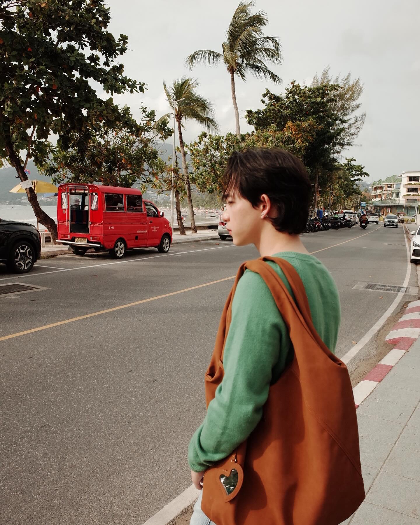 บาส - หัสณัฐ พินิวัตร์