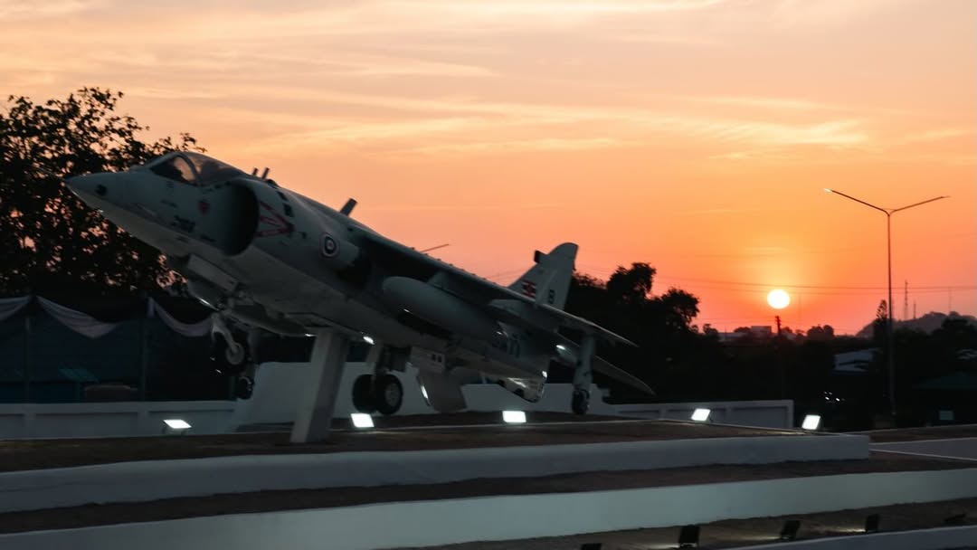 บาส - หัสณัฐ พินิวัตร์