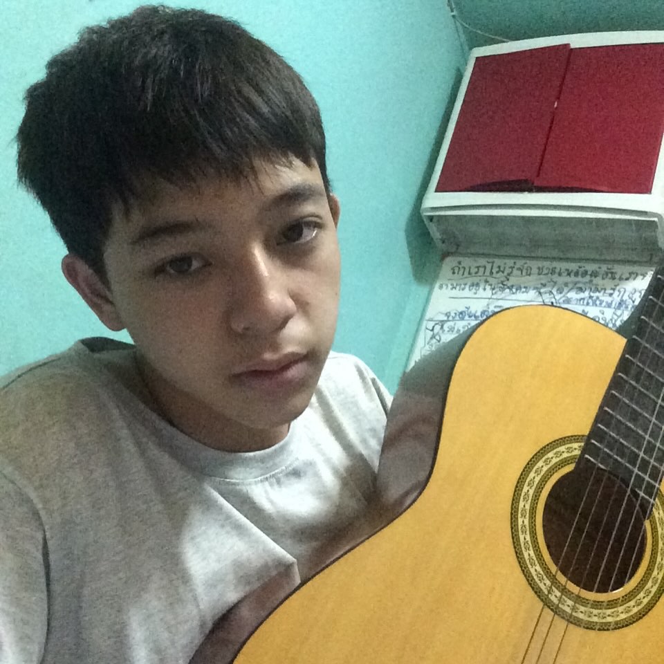 บาส - หัสณัฐ พินิวัตร์