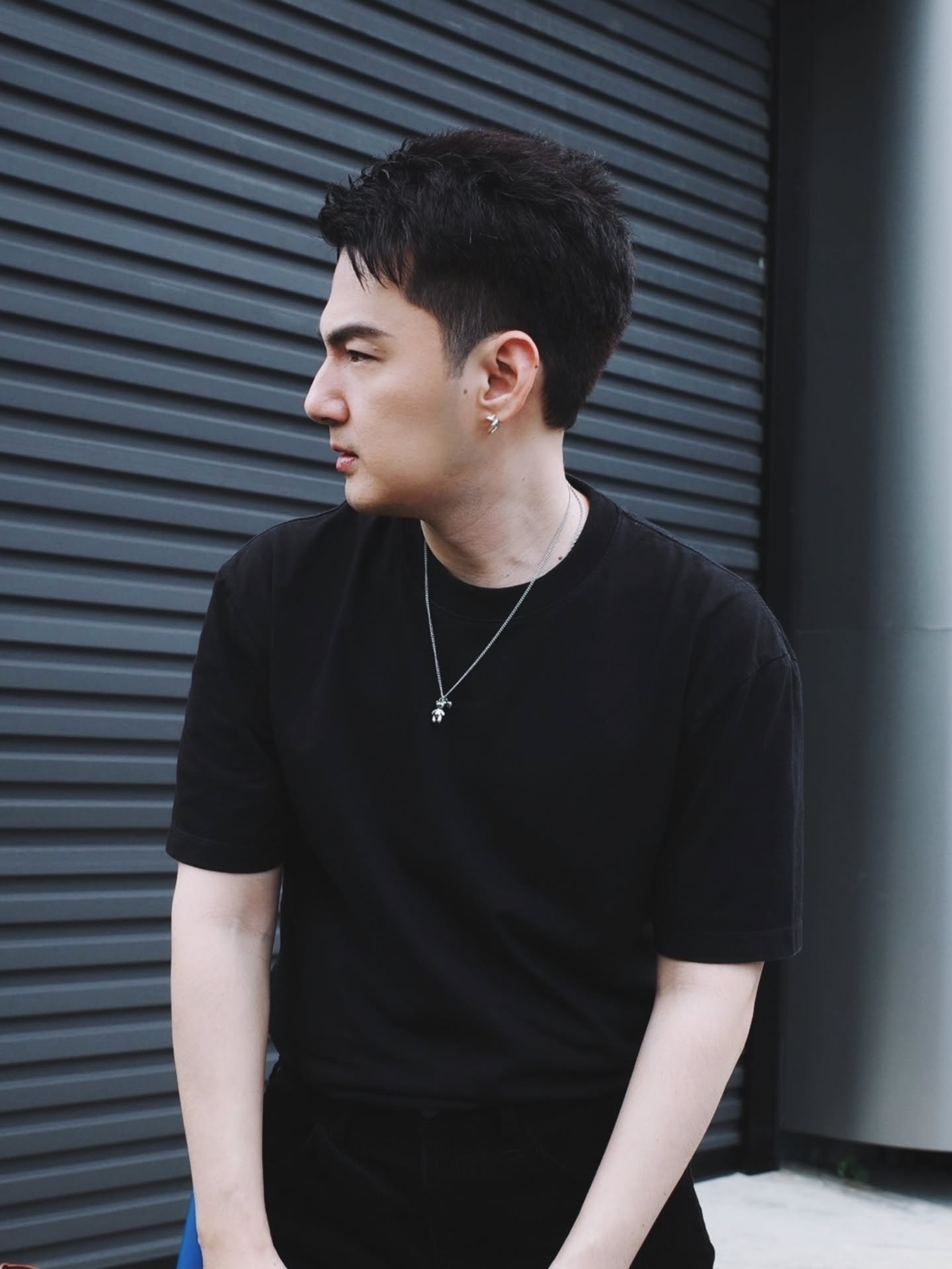 เจมส์ - ภูริพรรธน์ เวชวงศาเตชาวัชร์