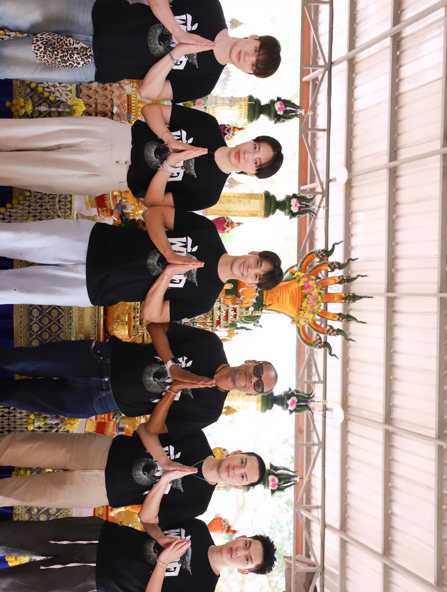 เจมส์ - ภูริพรรธน์ เวชวงศาเตชาวัชร์