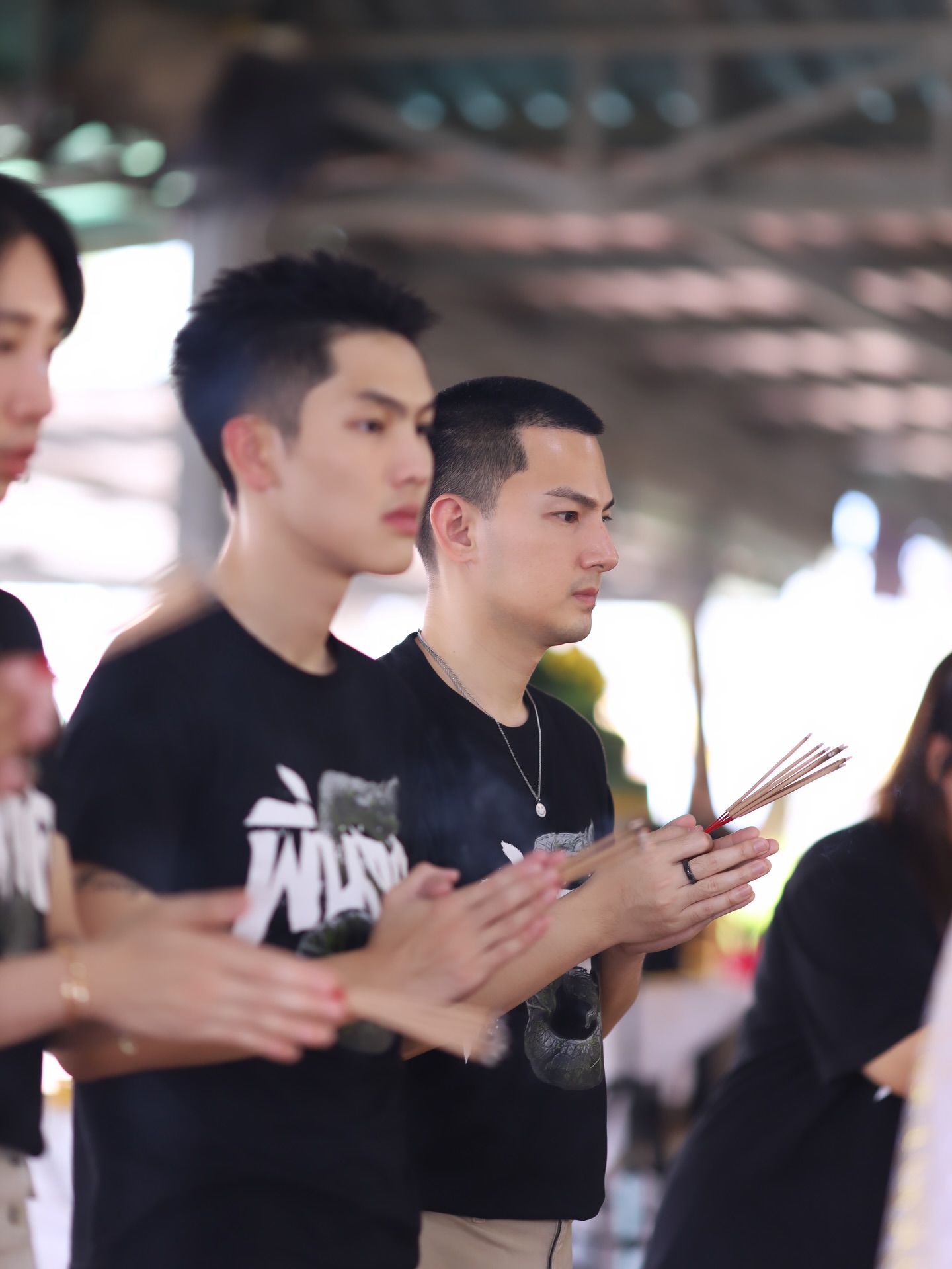 เจมส์ - ภูริพรรธน์ เวชวงศาเตชาวัชร์