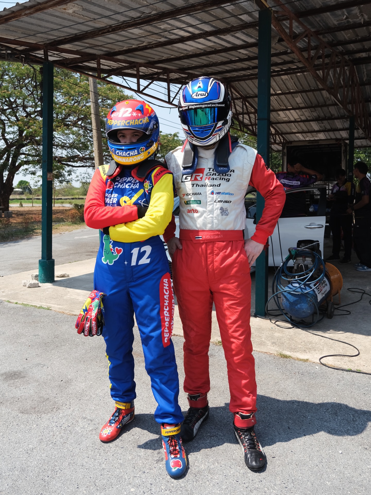 เจมส์ - ภูริพรรธน์ เวชวงศาเตชาวัชร์