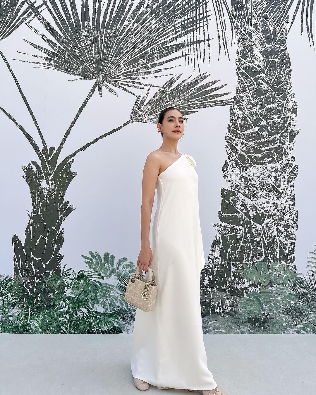 IG คิมมี่ - คิมเบอร์ลี่ แอน เทียมศิริ | 🔱🕊️ @dior #diorcouture Ig คิมมี่ - คิมเบอร์ลี่ แอน เทียมศิริ | 🔱🕊️ @Dior #Diorcouture