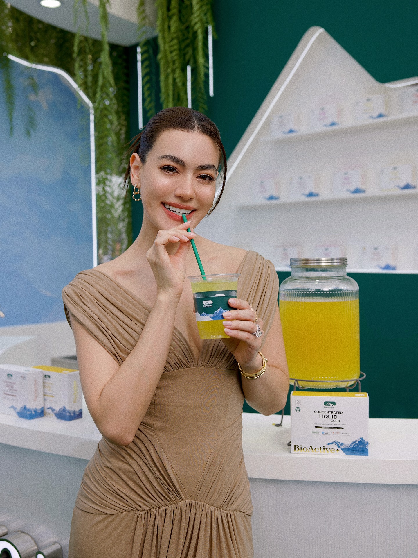 คิมมี่ - คิมเบอร์ลี่ แอน โวลเทมัส