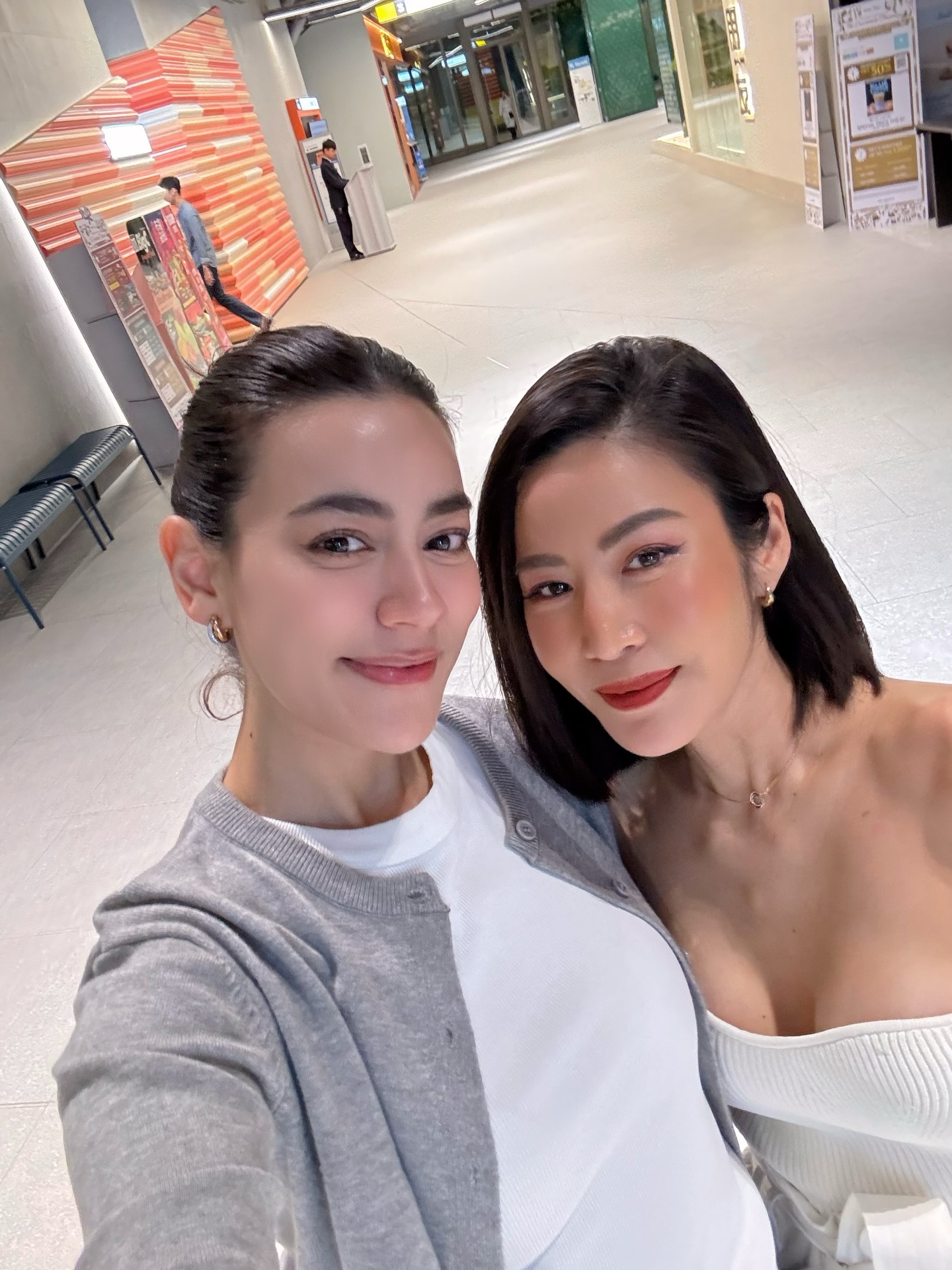 คิมมี่ - คิมเบอร์ลี่ แอน โวลเทมัส