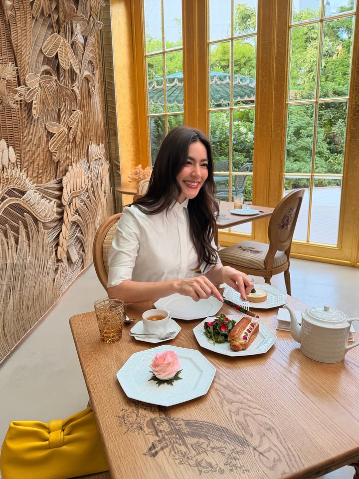 คิมมี่ - คิมเบอร์ลี่ แอน โวลเทมัส