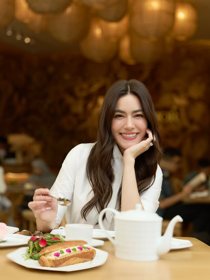 คิมมี่ - คิมเบอร์ลี่ แอน โวลเทมัส