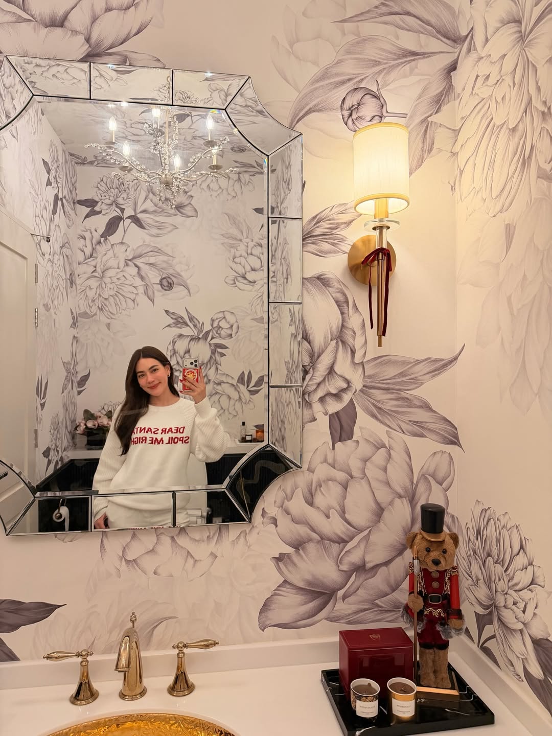 คิมมี่ - คิมเบอร์ลี่ แอน โวลเทมัส