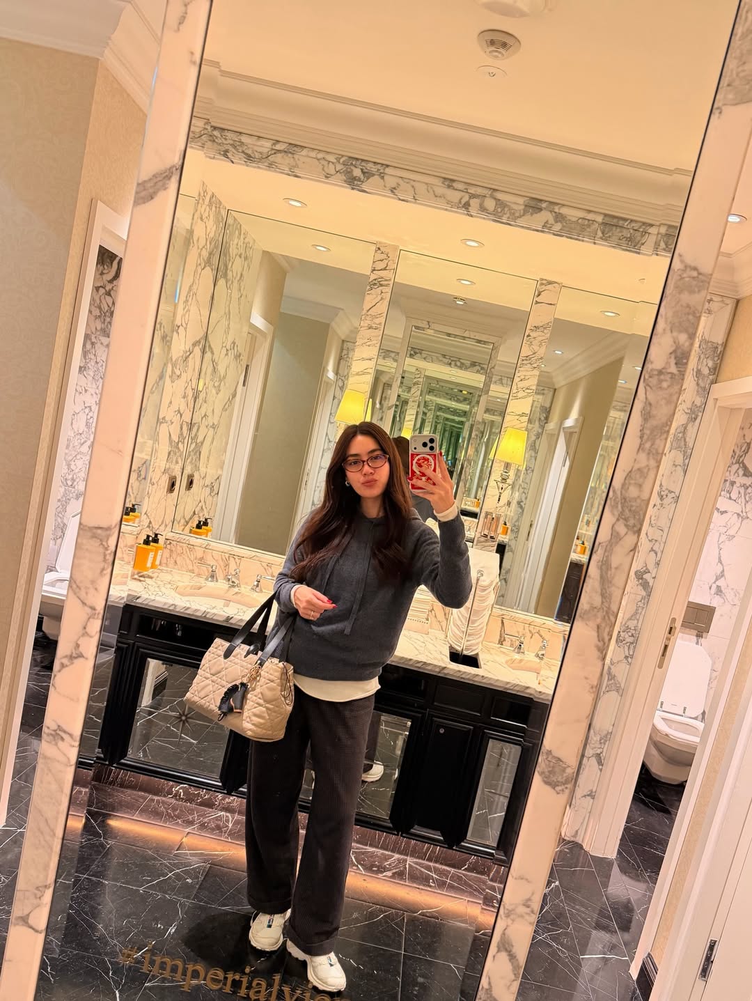 คิมมี่ - คิมเบอร์ลี่ แอน โวลเทมัส