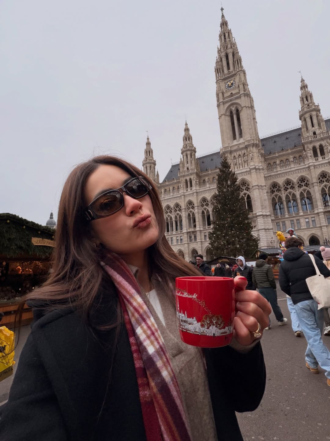 คิมมี่ - คิมเบอร์ลี่ แอน โวลเทมัส