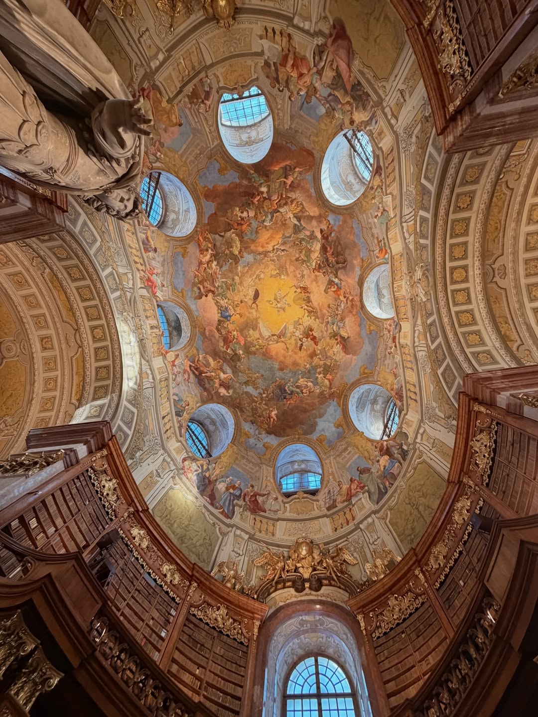 คิมมี่ - คิมเบอร์ลี่ แอน โวลเทมัส