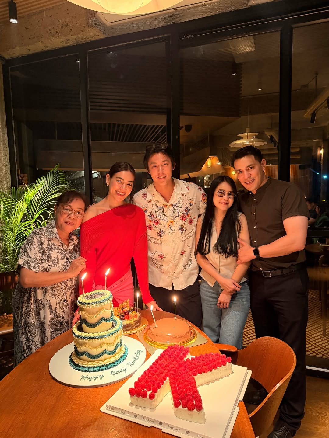 คิมมี่ - คิมเบอร์ลี่ แอน โวลเทมัส