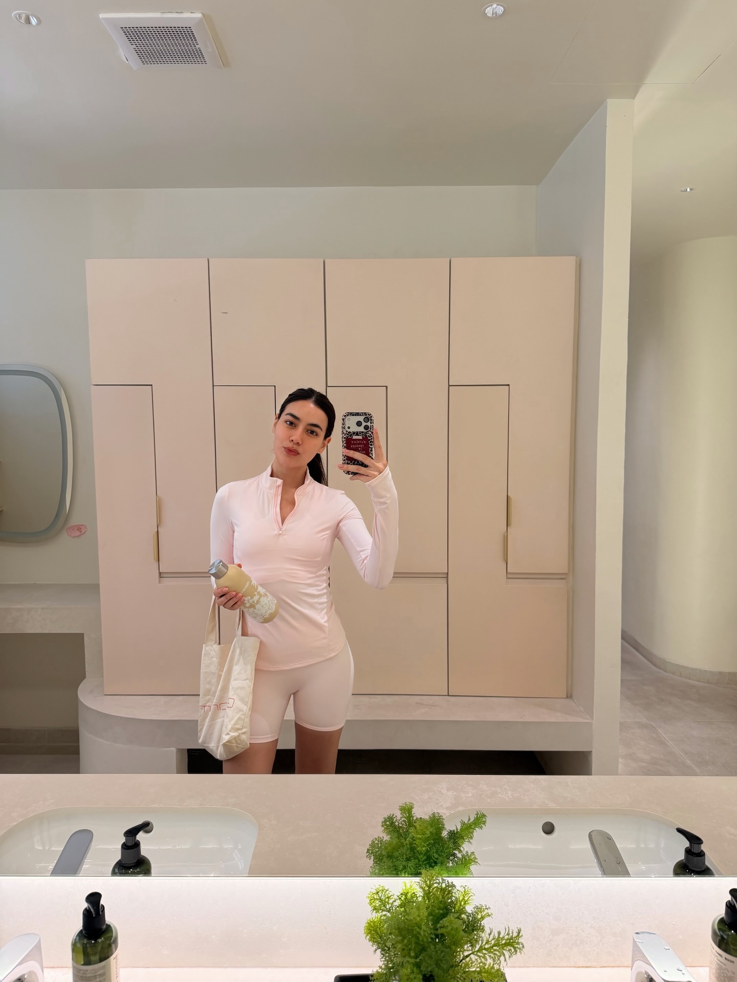 คิมมี่ - คิมเบอร์ลี่ แอน โวลเทมัส