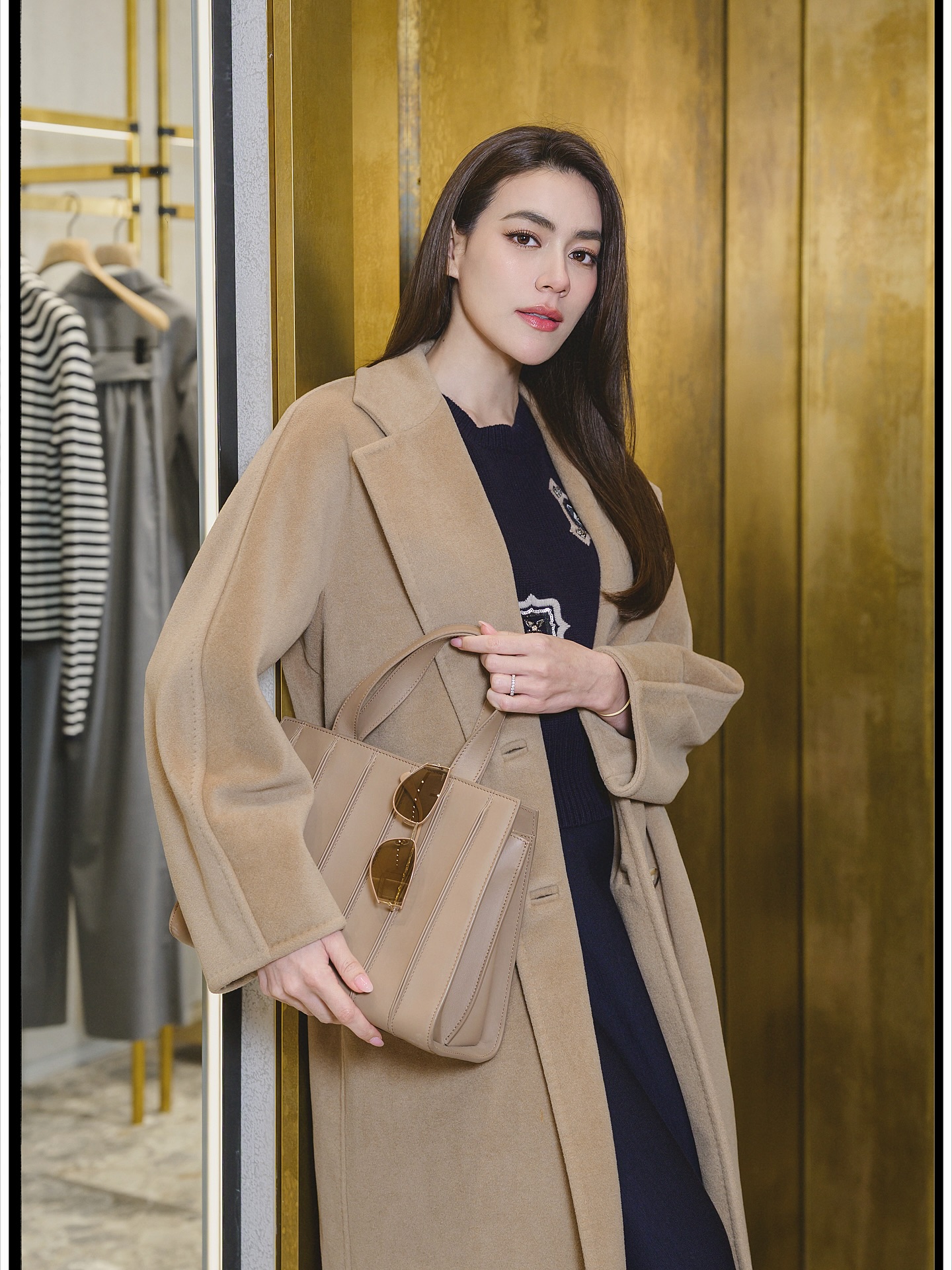 คิมมี่ - คิมเบอร์ลี่ แอน โวลเทมัส