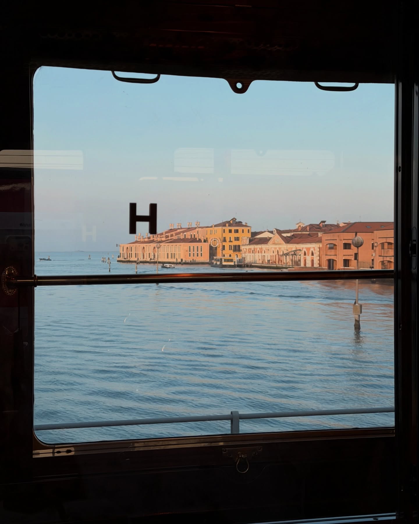 คิมมี่ - คิมเบอร์ลี่ แอน โวลเทมัส