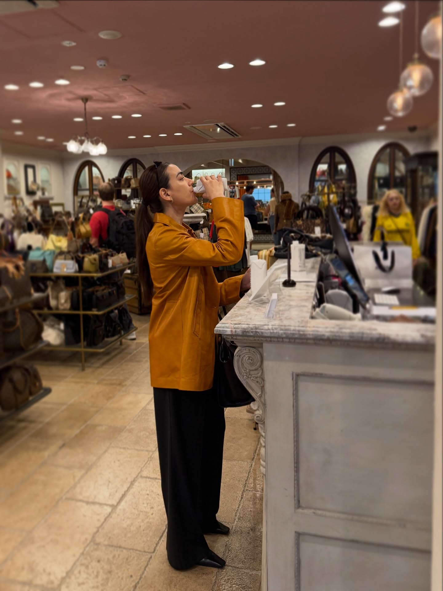 คิมมี่ - คิมเบอร์ลี่ แอน โวลเทมัส