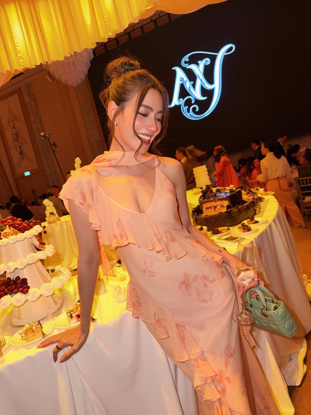 คิมมี่ - คิมเบอร์ลี่ แอน โวลเทมัส