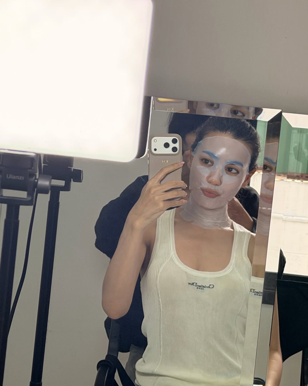 คิมมี่ - คิมเบอร์ลี่ แอน โวลเทมัส