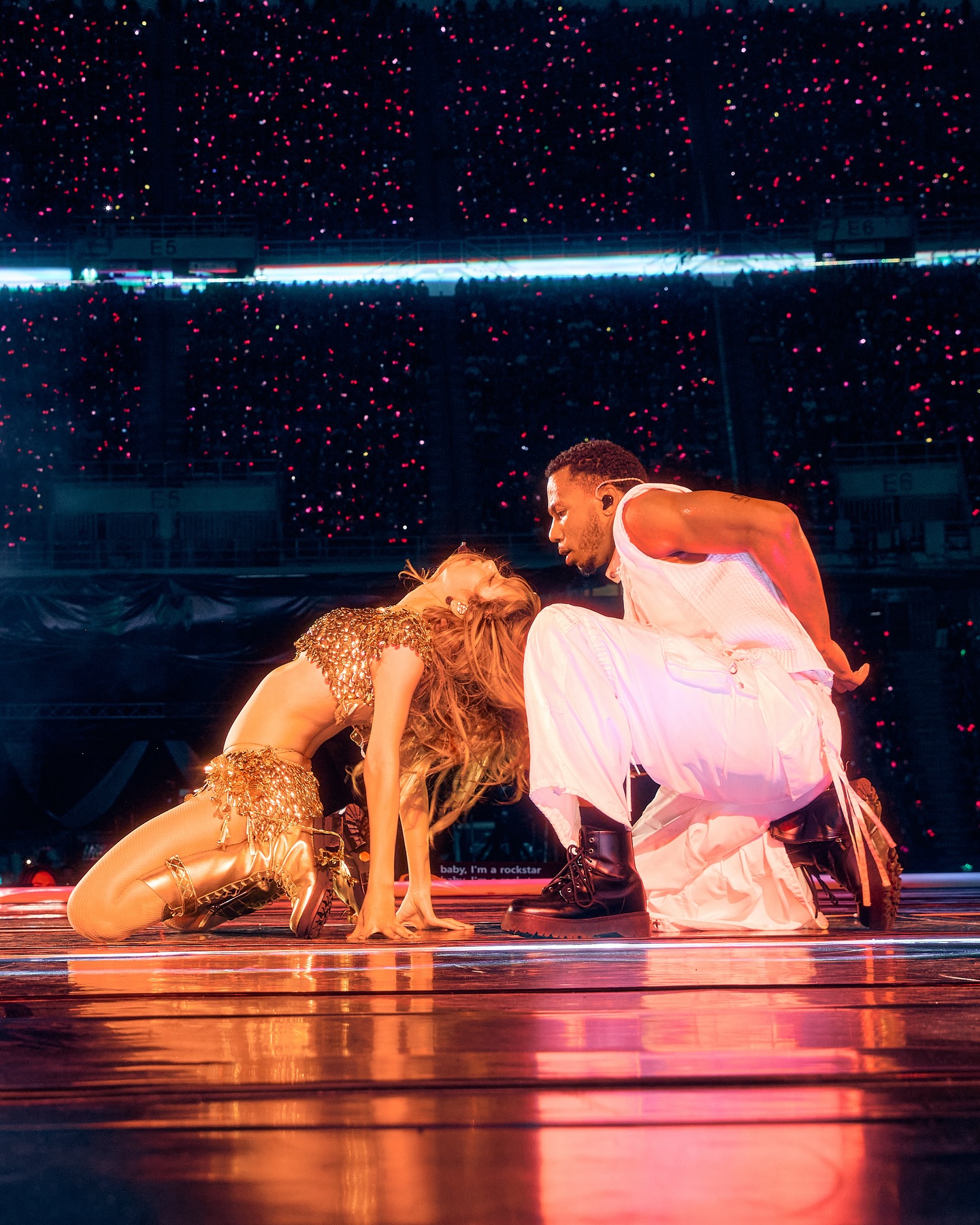 ลิซ่า - ลลิษา มโนบาล